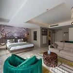 Riva's Moda Отель