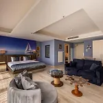 Riva's Moda Istanbul