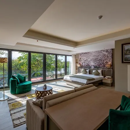 Riva's Moda Hotel 3*