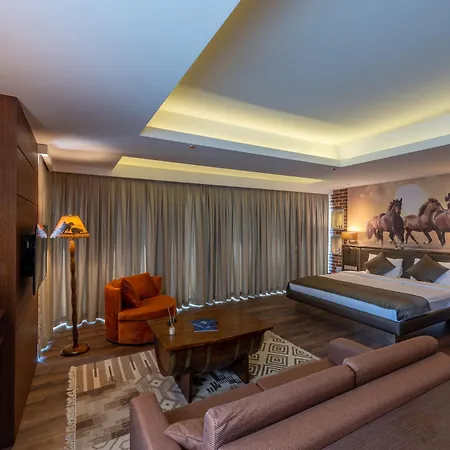 Riva's Moda Hotel