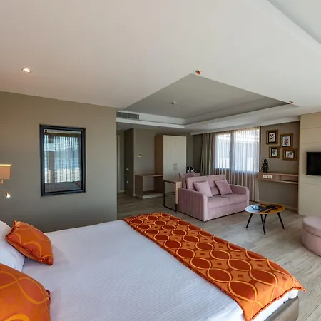 Riva's Moda Hotel 3*