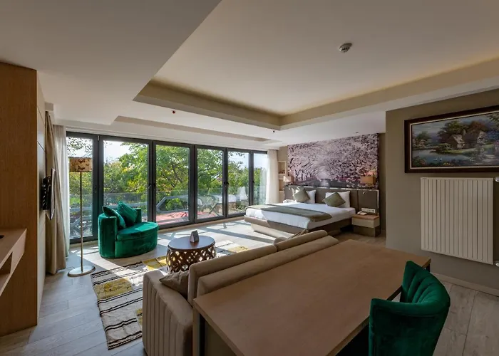 Riva's Moda Szálloda 3*